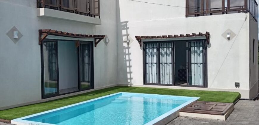 location d’une superbe villa neuve avec piscine située dans un cadre paisible à Calodyne