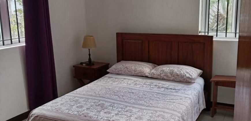 A louer un bel appartement proche de la plage et commerces à Trou aux Biches