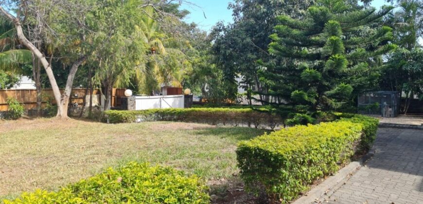 Location d’une superbe villa avec piscine privée  nichée dans l’un des morcellements les plus prestigieux et recherchés de Tamarin