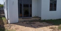 À vendre une villa neuve entièrement meublée située dans un secteur calme proche des commodités à Grand Gaube