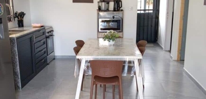 À vendre une villa neuve entièrement meublée située dans un secteur calme proche des commodités à Grand Gaube