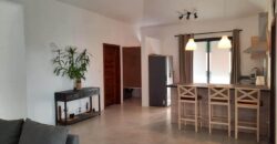 À vendre une villa récente de 200 m2 sur un terrain de 550 m2 située à Tamarin
