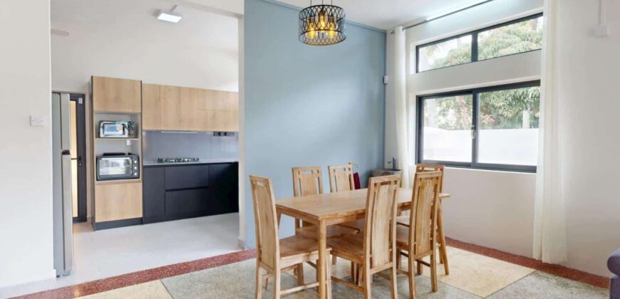 A louer un appartement neuf et meublé au rez de chaussée d’une maison de deux logements dans un cadre paisible à Pereybère