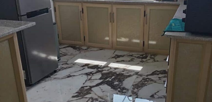 Location d’un charmant appartement récent dans une résidence privée avec piscine commune à Grandbaie