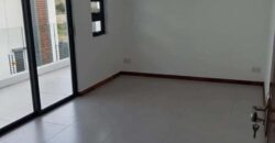 En vente une villa neuve avec piscine et rooftop offrant vue panoramique sur le coin de mire à Grandbaie