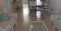 Accessible aux étrangers: En vente un lumineux appartement avec piscine en plein coeur de Grandbaie