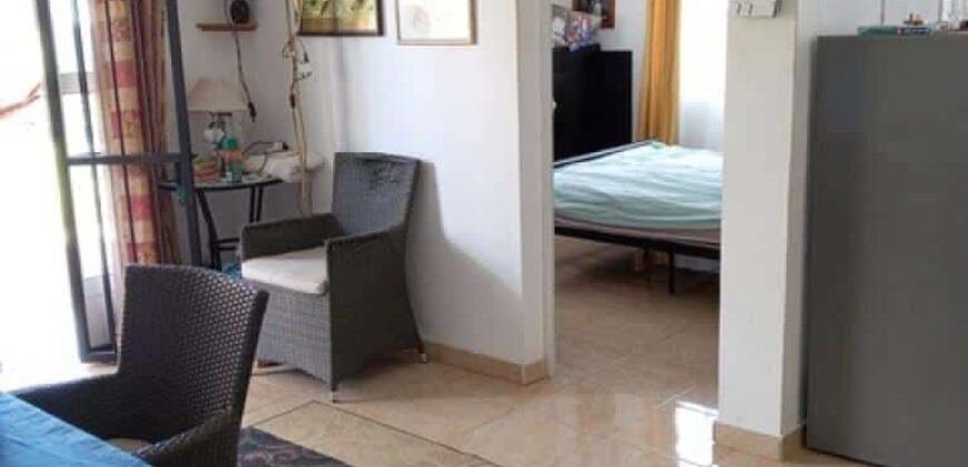 A vendre un appartement de 63m2 situé dans une résidence de 12 logements proche plage à Pereybère