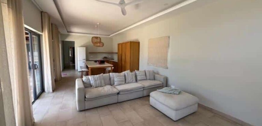 Location d’une villa moderne de 140m2 avec piscine sur un terrain de 390m2 dans un cadre paisible à Saint Antoine-Goodlands