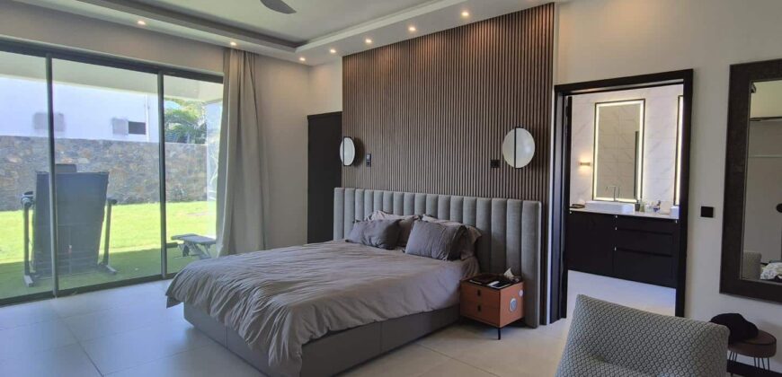 Accessible aux étrangers: En vente une villa de prestige de 435 m² dans un domaine sécurisé avec piscine privée à Grand Baie