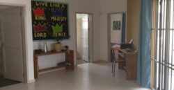 En vente : une villa spacieuse composée de deux appartements T4 et d’un studio indépendant à Grand Gaube.