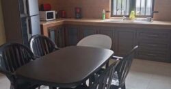 En vente : une villa spacieuse composée de deux appartements T4 et d’un studio indépendant à Grand Gaube.
