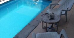 En vente un immeuble moderne avec 3 appartements meublés à seulement 2 minutes de la plage à Poste Lafayette.