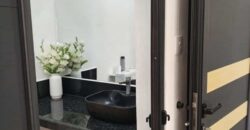 En vente un immeuble moderne avec 3 appartements meublés à seulement 2 minutes de la plage à Poste Lafayette.