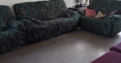 A vendre une spacieuse villa familiale de 400m2 située dans un quartier résidentiel calme à Vale