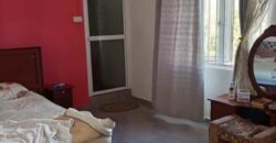 A vendre une spacieuse villa familiale de 400m2 située dans un quartier résidentiel calme à Vale
