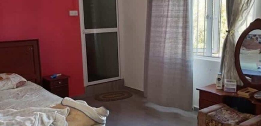 A vendre une spacieuse villa familiale de 400m2 située dans un quartier résidentiel calme à Vale