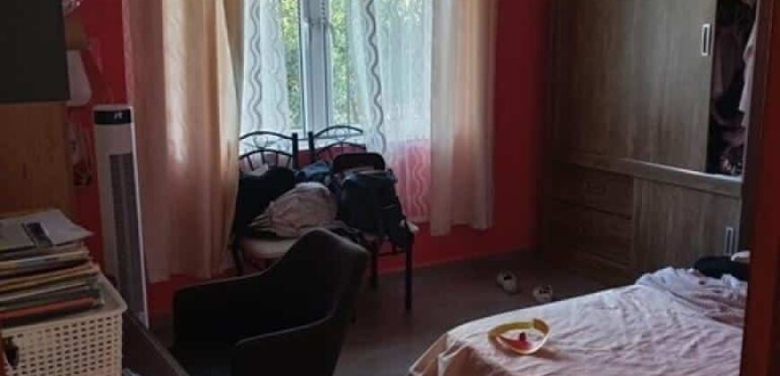 A vendre une spacieuse villa familiale de 400m2 située dans un quartier résidentiel calme à Vale