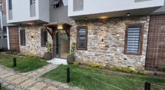 En vente un élégant appartement de 84 m² dans une résidence sécurisée avec piscine commune à Flic en Flac En vente un élégant appartement de 84 m² dans une résidence sécurisée avec piscine commune à Flic en Flac