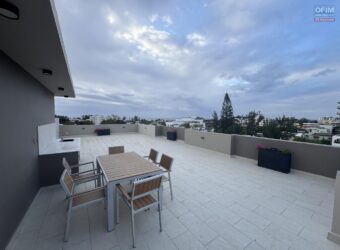 À vendre: Luxueux appartement de 183 m² avec toit-terrasse et piscine dans un cadre paisible à Flic en Flac