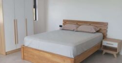 Location d’une superbe villa contemporaine avec piscine nichée dans un quartier paisible et résidentiel à Grandbaie