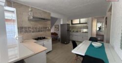 En vente superbe villa composée de trois logements indépendants située à Pointe aux Canonniers