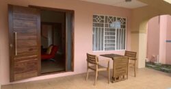 Location d’une charmante villa en duplex dans une résidence paisible et sécurisée avec piscine et vaste parc à Tamarin.