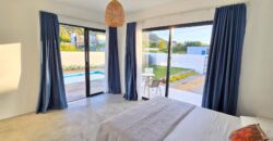 Location d’une magnifique villa contemporaine récente avec piscine dans un cadre paisible à La Gaulette