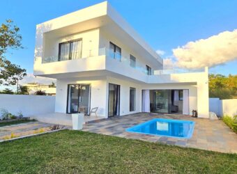 Location d’une magnifique villa contemporaine récente avec piscine dans un cadre paisible à La Gaulette