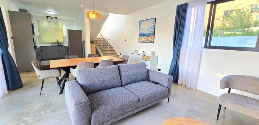 Location d’une magnifique villa contemporaine récente avec piscine dans un cadre paisible à La Gaulette