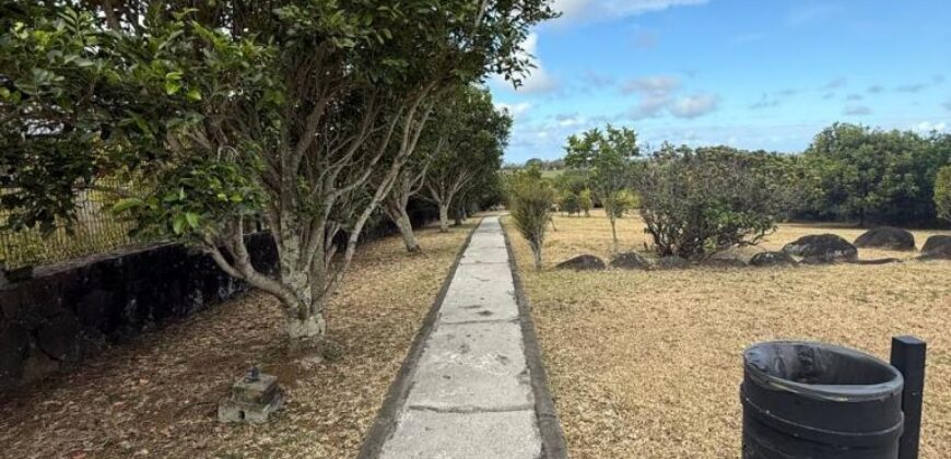 À vendre : Vaste terrain de 2 087 m² au cœur du domaine sécurisé de Daruty