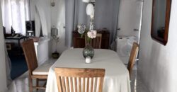 À vendre une belle villa familiale de 325 m² sur 361 m² de terrain avec piscine et garage à Roches Brunes