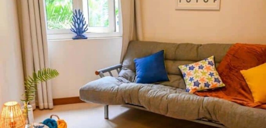 À louer magnifique appartement de 150 m² pied dans l’eau à Grand Baie, entièrement meublé