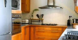 À louer magnifique appartement de 150 m² pied dans l’eau à Grand Baie, entièrement meublé