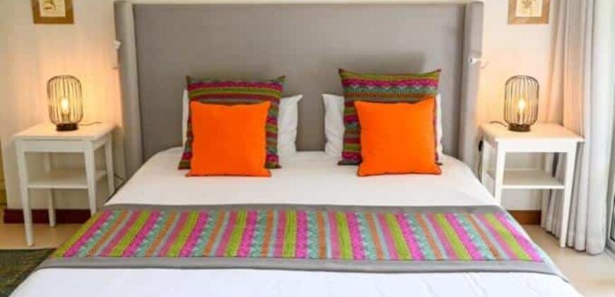 À louer magnifique appartement de 150 m² pied dans l’eau à Grand Baie, entièrement meublé