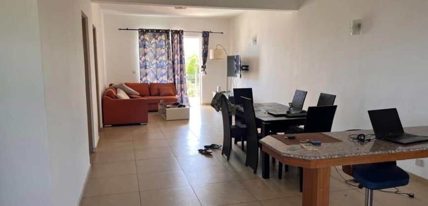 À vendre appartement rénové de 87,5 m² à Péreybère – Meublé et accessible aux étrangers