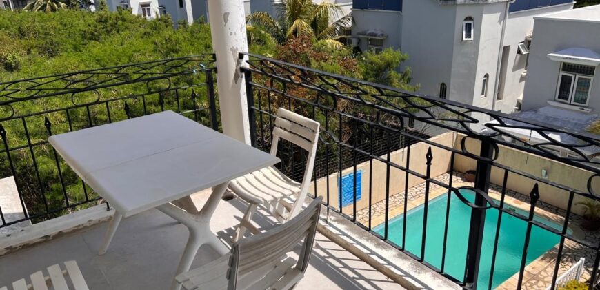 À vendre appartement rénové de 87,5 m² à Péreybère – Meublé et accessible aux étrangers