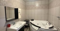 En vente une spacieuse villa moderne de 300 m² située dans un quartier résidentiel paisible à Flic en Flac