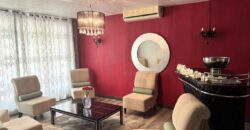 En vente une spacieuse villa moderne de 300 m² située dans un quartier résidentiel paisible à Flic en Flac