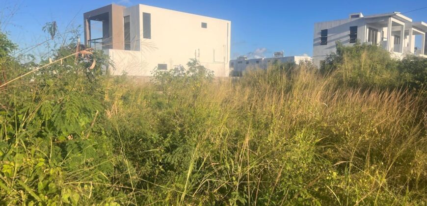 En vente un terrain de 711m2 dans un emplacement recherché à Grand Baie.