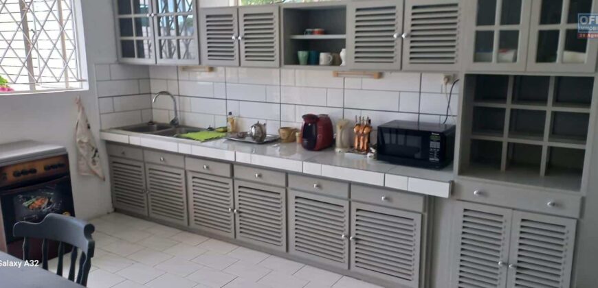 Location d’un bureau de 13 m² idéal pour télétravail situé à Pointe aux Canonniers.