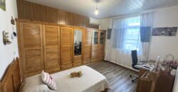 À vendre : ensemble de deux maisons offrant un excellent potentiel locatif à Cascavelle