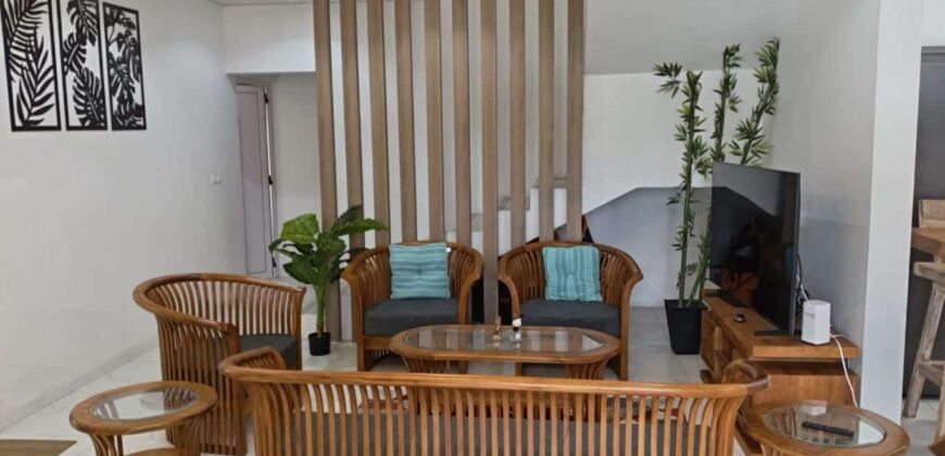 À vendre une magnifique villa neuve avec piscine sans vis-à-vis nichée dans un cadre paisible à Calodyne