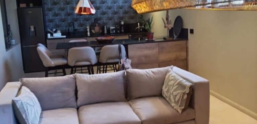 Location d’un appartement haut de gamme et entièrement rénové proche de la plage à Pointe aux Canonniers