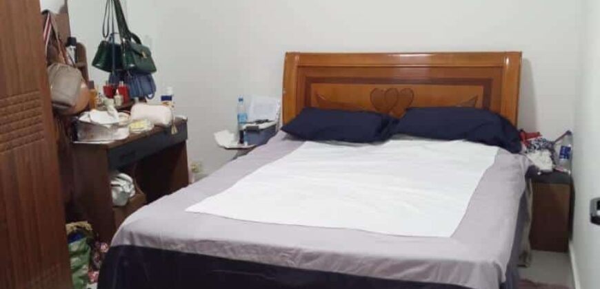 À vendre un appartement meublé et rénové proche de la plage à Mont Choisy