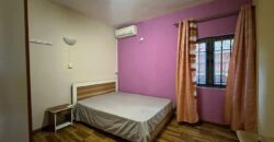 À louer un lumineux appartement avec accès indépendant dans une maison sécurisée à Pereybère