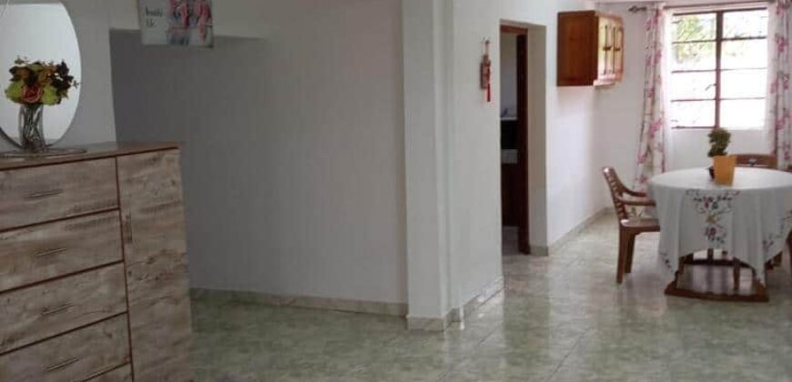 Location d’une belle villa pieds dans l’eau à Pointe aux Canonniers