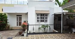 En vente une spacieuse maison située dans le morcellement Beerjeraz proche de la plage à Albion.