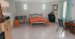 En vente une spacieuse maison située dans le morcellement Beerjeraz proche de la plage à Albion.