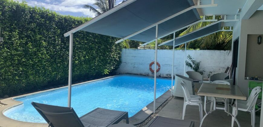 À louer une belle villa familiale avec piscine située à proximité des plages et commerces à Albion