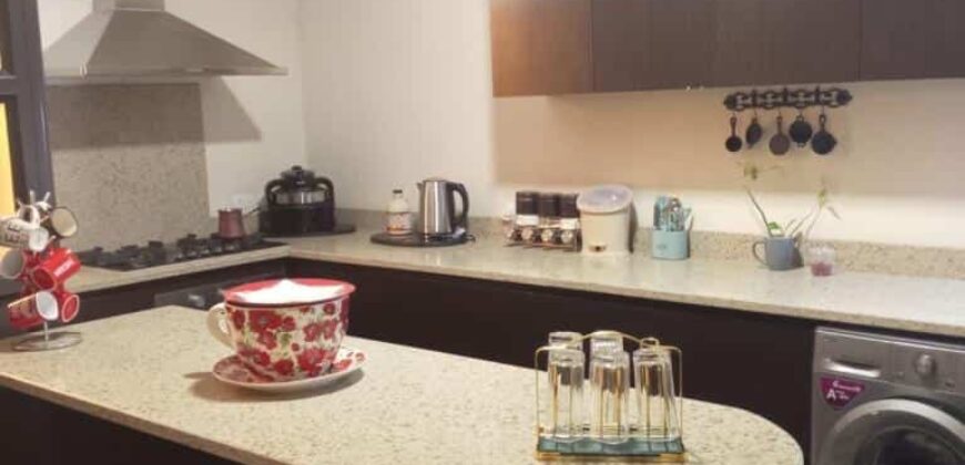 À louer une spacieuse villa atypique avec rooftop et jardin à Grand Baie